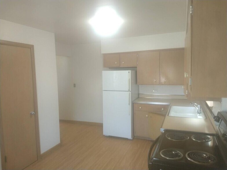 Building Photo - 510 S NW Hwy