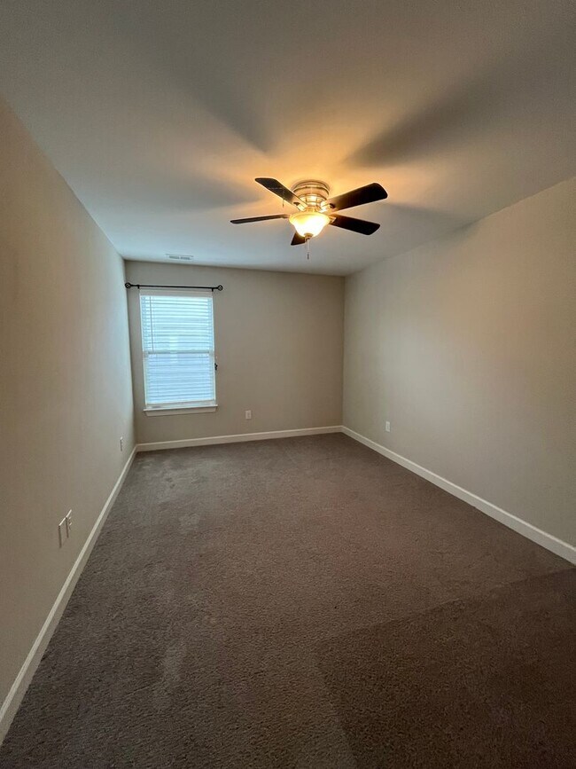 Building Photo - 5109 Killogren Way