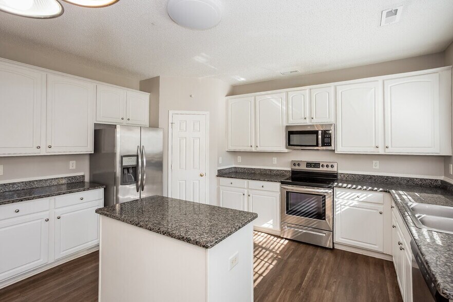 Building Photo - 12618 Hazy Valley Ct