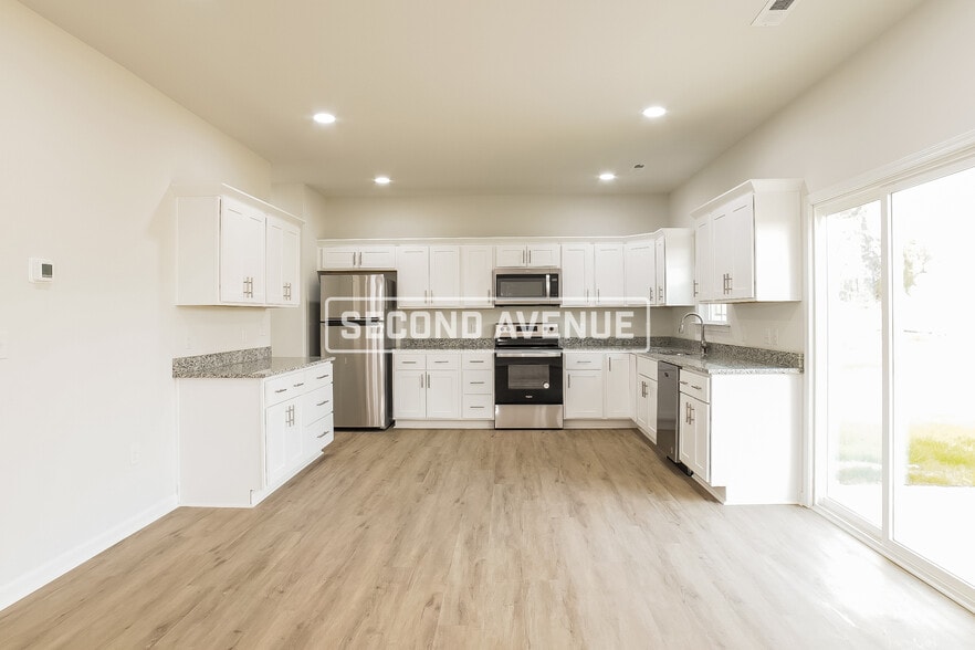 Building Photo - 486 Everidge Rd