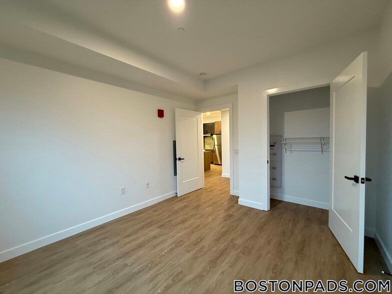 Building Photo - 199 Gardner St