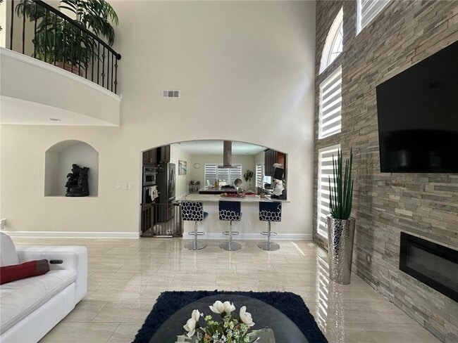 Building Photo - 2670 Turning Leaf Dr N West