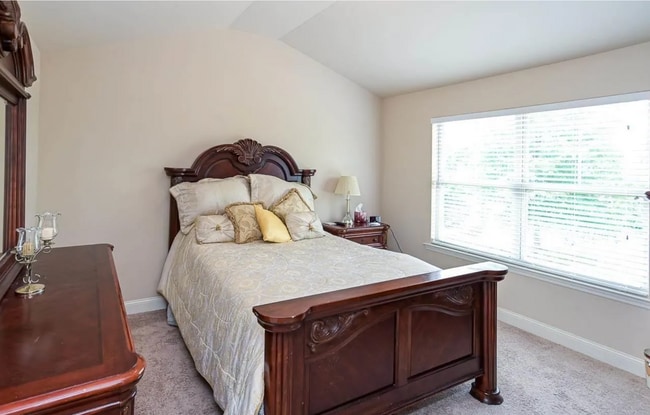 Building Photo - 7102 Sutter Ct