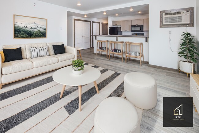 Primary Photo - 1200 Abigail Ln