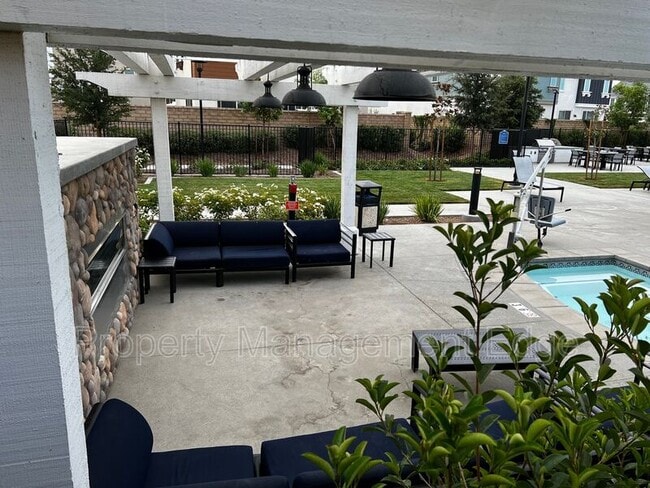 Building Photo - 30289 Adrift Ln