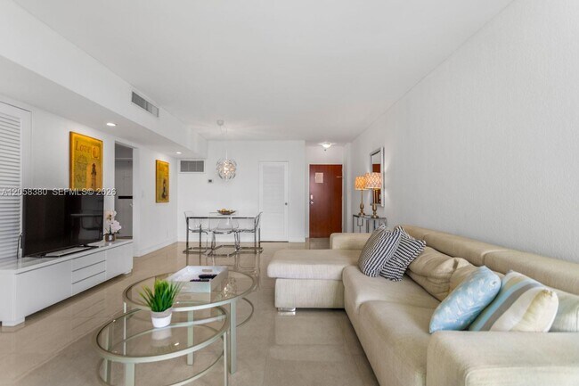 Building Photo - 3801 S Ocean Dr