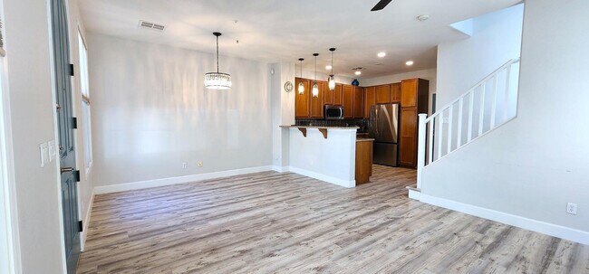 Building Photo - 29133 N 125th Dr