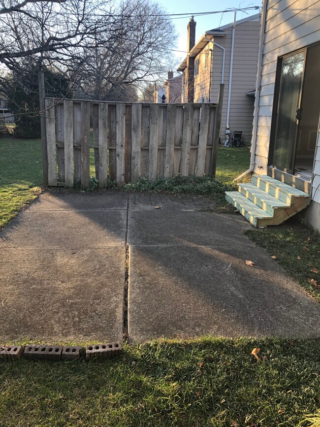 Patio - 603 Woodingham Dr