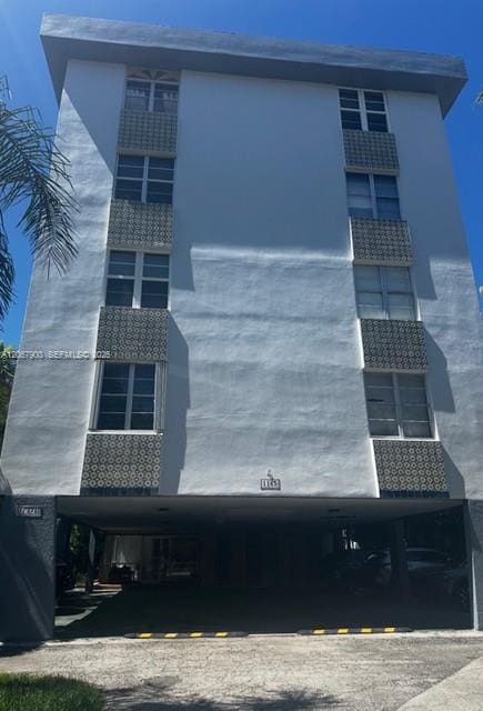 Building Photo - 1165 98th St