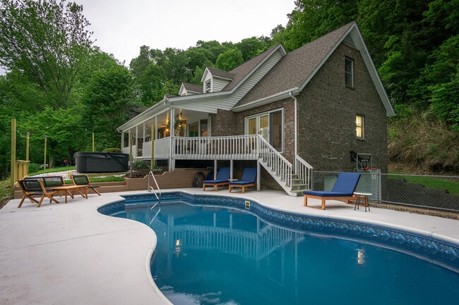 Building Photo - 54 Hyder Ln