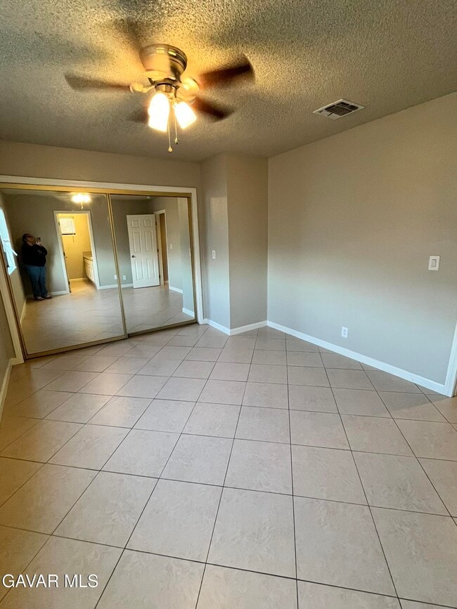 Building Photo - 8512 Tamarack Ave