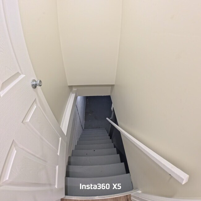 Building Photo - 6165 E Boston St