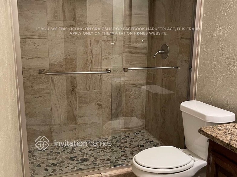 Building Photo - 1217 Lombardy Dr