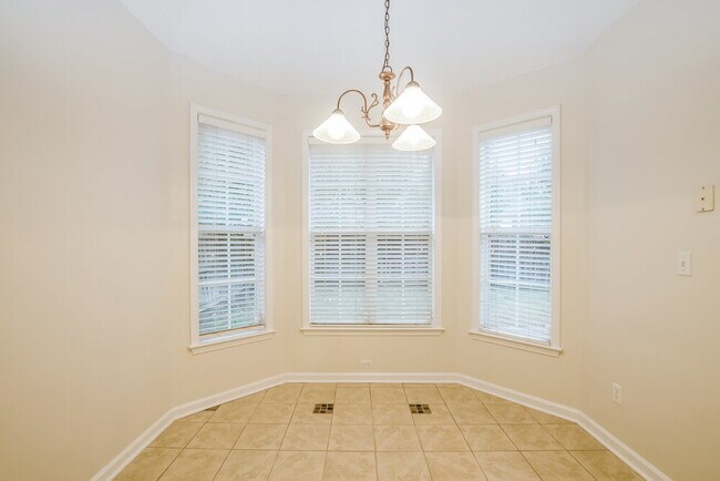 Building Photo - 2618 Wood Sage Dr