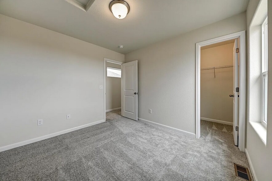 Building Photo - 4121 Jericho Loop