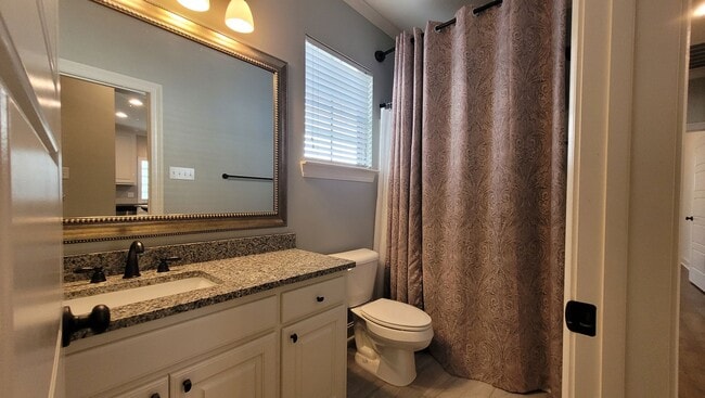 Building Photo - Beautiful 4 bedroom popular Lexington Park