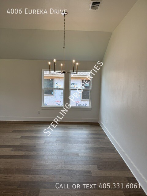 Building Photo - 4006 Eureka Dr