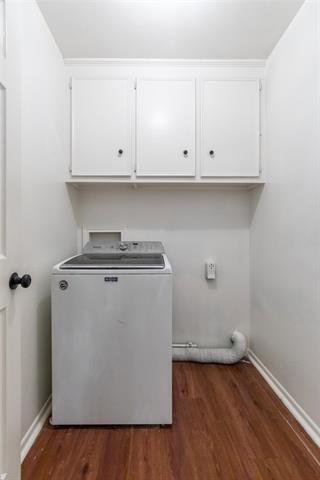 Building Photo - 857 Chaucer Dr