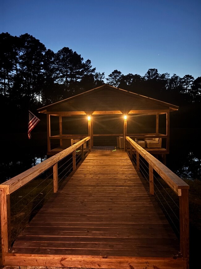 Building Photo - 5519 FM 2011