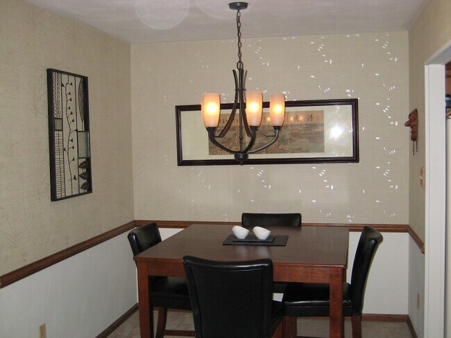 Dining Room - 1254 W Ocean View Ave