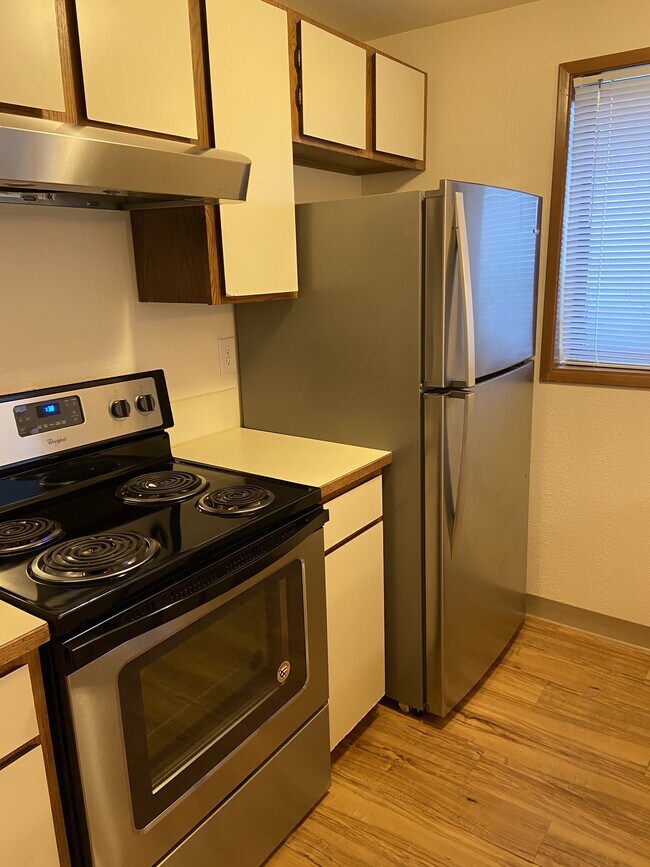 Building Photo - Greenview - 1 bedroom