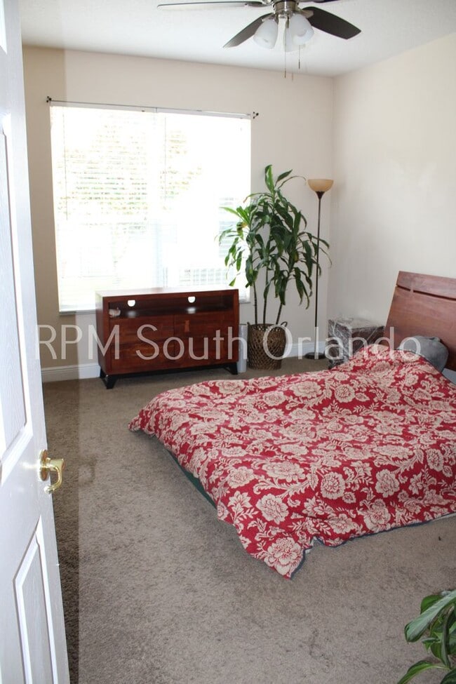 Building Photo - 3566 Sanctuary Dr
