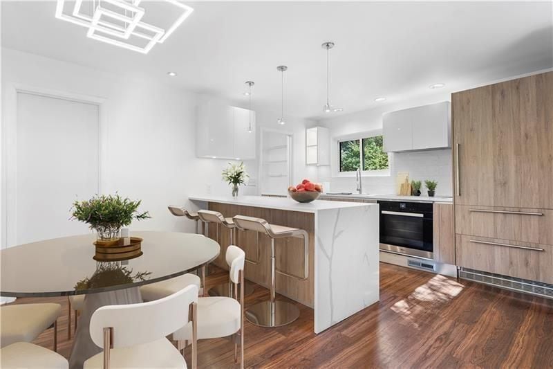 Building Photo - 5 Krog St NE