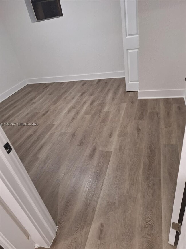 Building Photo - 1236 NW 4th Ave