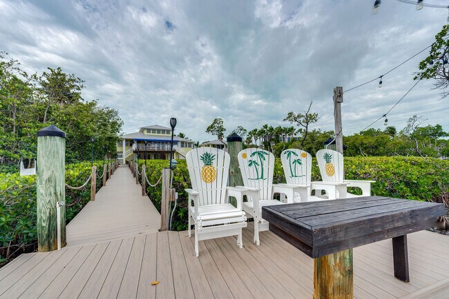 Building Photo - 45 Mutiny Pl