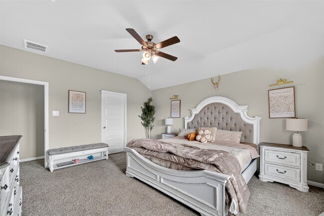 Building Photo - 13009 Leisure Cove Dr