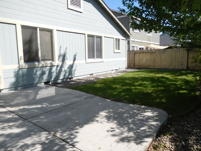 Building Photo - Damonte Ranch Single Level Home