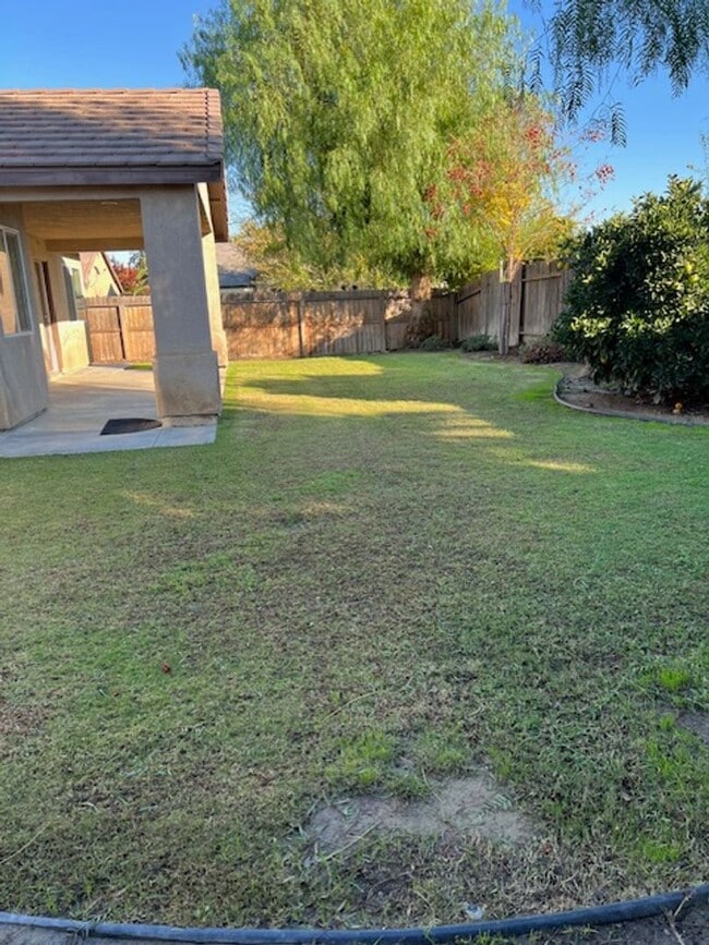 Building Photo - 13003 Lake Pueblo Way