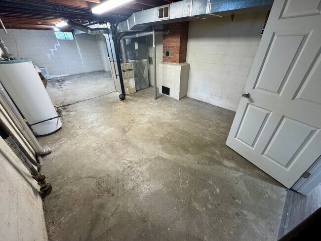Building Photo - 3 Bedroom - Upper Arlington