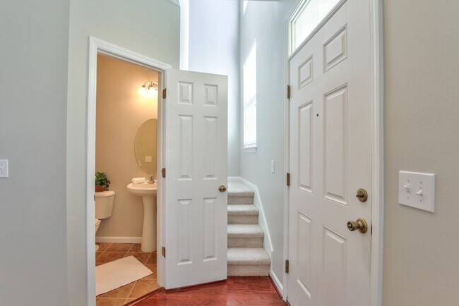 Building Photo - 4150 Four Oaks Blvd