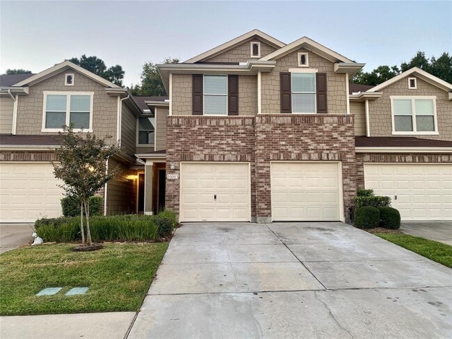 Building Photo - 16013 Sweetwater Fields Ln