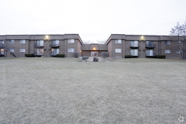 Building Photo - Mill Cove Apartments