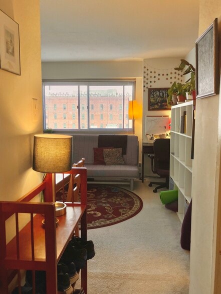 Building Photo - 2101 Chestnut St