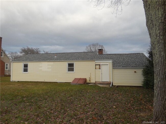 Building Photo - 215 Fowler Ave