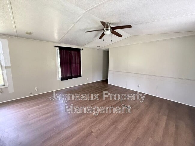 Building Photo - 508 N Boone St