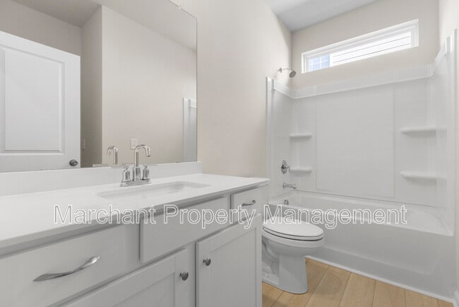 Building Photo - 211 Backstay Ln