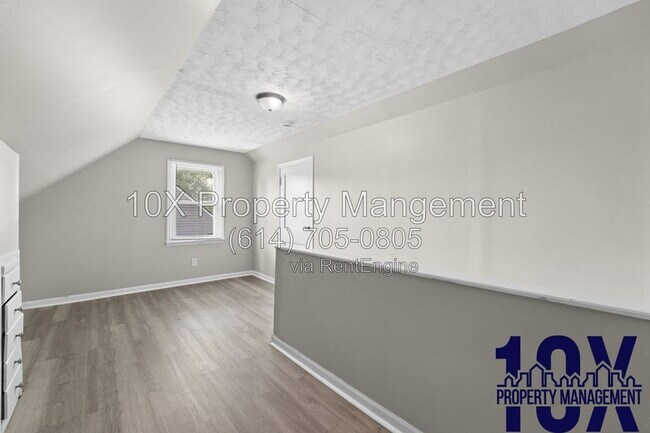 Building Photo - 561 S Everett Ave