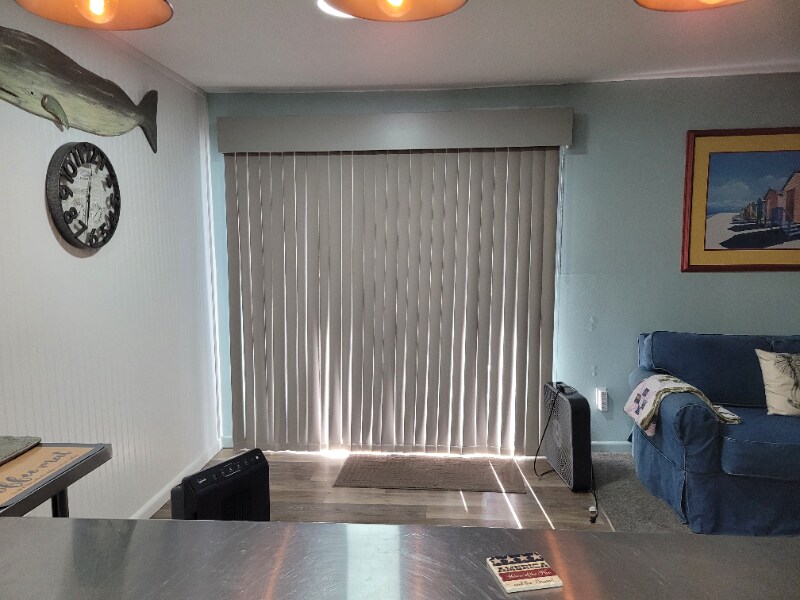 Building Photo - 308 Miracle Strip Pkwy SW