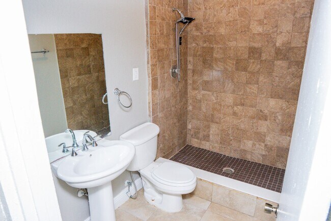 Building Photo - 1483 Elderton Dr