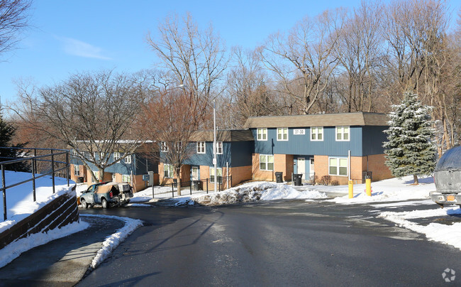 Primary Photo - Martin Luther King Apartments