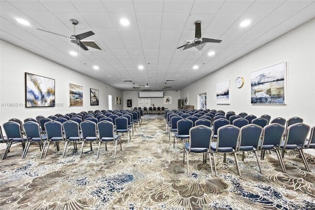 Building Photo - 117 Waterford D