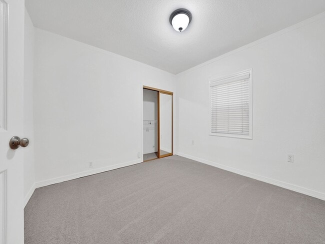 Building Photo - Coming Available 9/15/25 - Balboa Village ...
