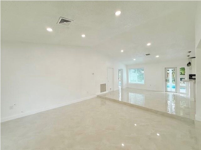 Building Photo - 9150 NW 15th St