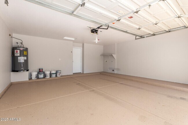 Building Photo - 3014 W Zachary Dr