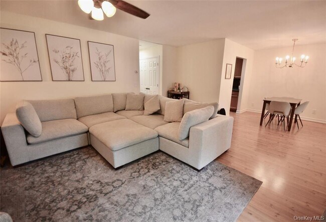 Building Photo - 99 Richmond Blvd