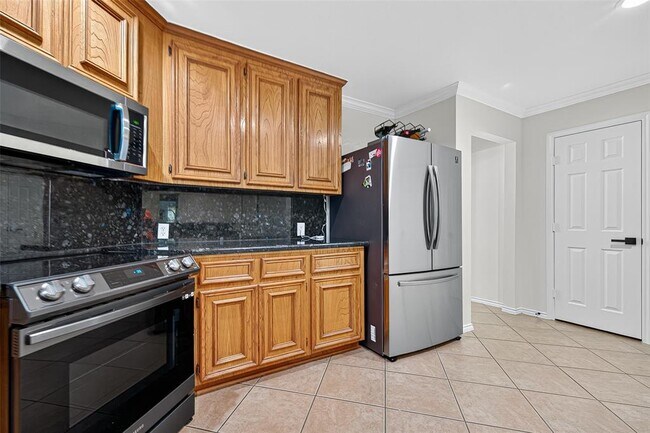 Building Photo - 13023 Porter Meadow Ln